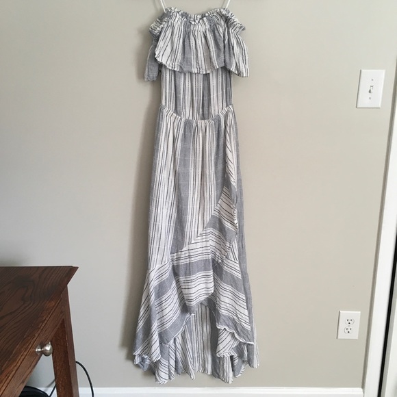 Express White & Black striped ruffle maxi dress XS - Picture 3 of 7